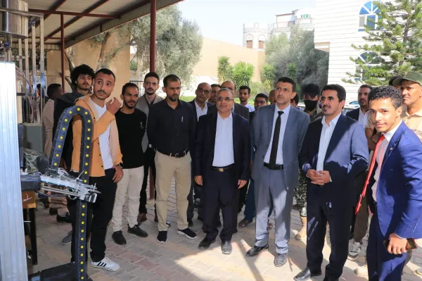 The Deputy Minister of Education inaugurates the first innovative science exhibition for students of the Mechatronics Engineering Department at the Emirates International University.