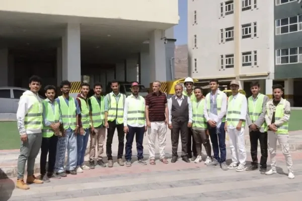 Field activity for second-level interior design students to enhance their practical experience in the Interior Design 1 course.