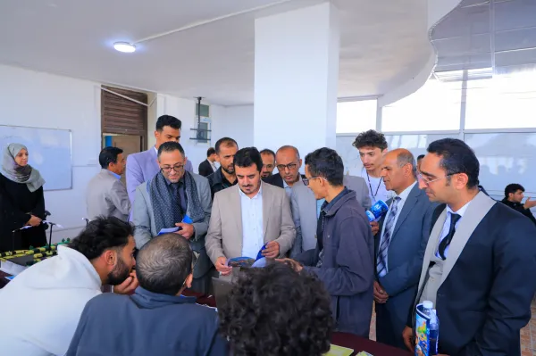 “Techno 1 Exhibition”... Student innovations that integrate artificial intelligence with the Internet of Things at the Emirates International University