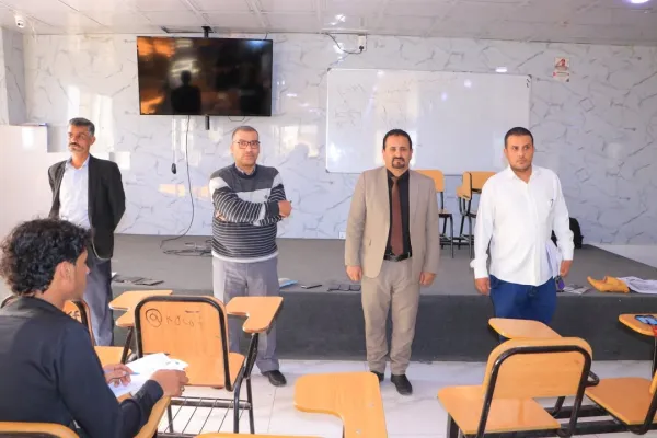 تدشين الإمتحانات النهائية للفصل الدراسي الأول لطلبة المستوى الأول في كلية العلوم الإدارية والمالية للعام الجامعي 1447هـ الموافق 2025-2026م