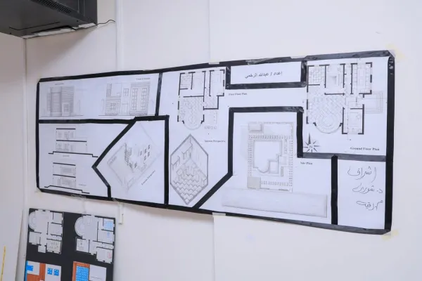 بدايات ترسم المستقبل: تألق طلبة الهندسة المعمارية في مشاريع الإظهار المعماري