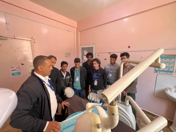 تأهيل ميداني بمعايير مهنية.. إنطلاق التدريب العملي لطلبة هندسة المعدات الطبية المستوى الثالث بالمستشفى الجمهوري