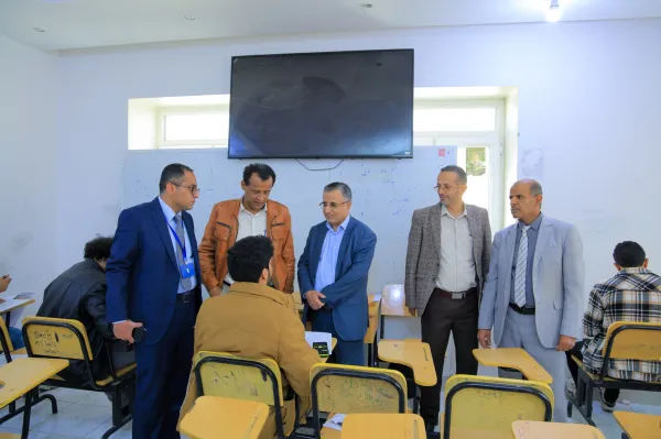 كلية الهندسة وتكنولوجيا المعلومات تدشّن الامتحانات النهائية للفصل الدراسي الثاني وسط أجواء أكاديمية منضبطة ومحفّزة