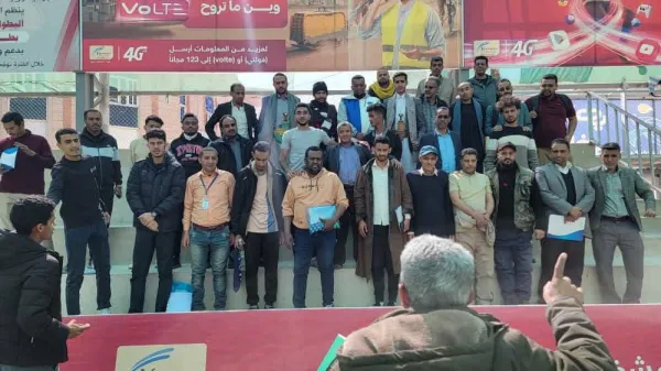 إدارة الأنشطة الطلابية بالجامعة الإماراتية تشارك في الاجتماع الموسع لمناقشة تجهيزات تدشين البطولة الرياضية الثانية لكرة القدم بين الجامعات