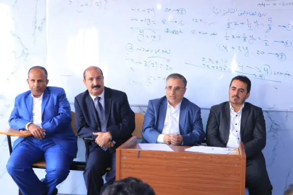 قيادة الجامعة تعقد لقاءً موسعاً مع مندوبي الدفع في جميع تخصصات ومستويات كلية الطب والعلوم الصحية قيادة الجامعة تعقد لقاءً موسعاً مع مندوبي الدفع في جميع تخصصات ومستويات كلية الطب والعلوم الصحية