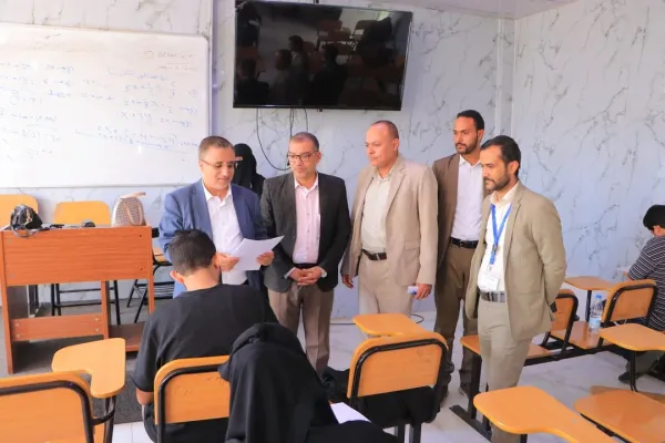 عمادة الدراسات العليا بالجامعة تدشّن امتحانات الفصل الصيفي لطلبة الماجستير في إدارة الأعمال