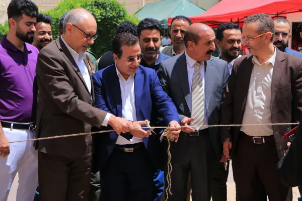 افتتاح المعرض العملي الثالث لطلبة كلية طب الأسنان بالجامعة الإماراتية الدولية