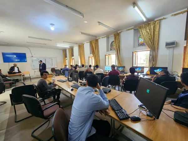 طلاب المحاسبة في زيارة علمية إلى المعهد الوطني للعلوم الإدارية للتعرّف على الأنظمة المحاسبية وتطبيقاتها