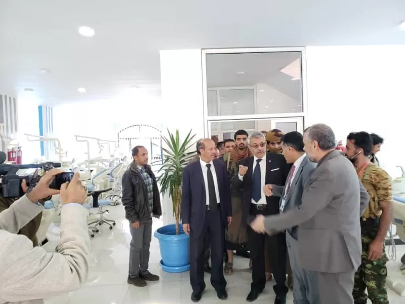 وزير التعليم العالي يفتتح مبنى كلية طب الأسنان بالجامعة الإماراتية الدولية