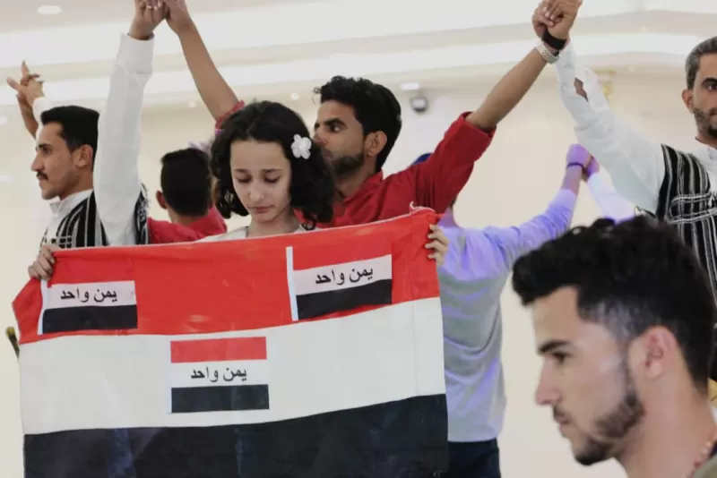 حفل فني لتخرج الدفعة الثانية لطلاب كلية العلوم الإدارية والمالية بالجامعة الإماراتية