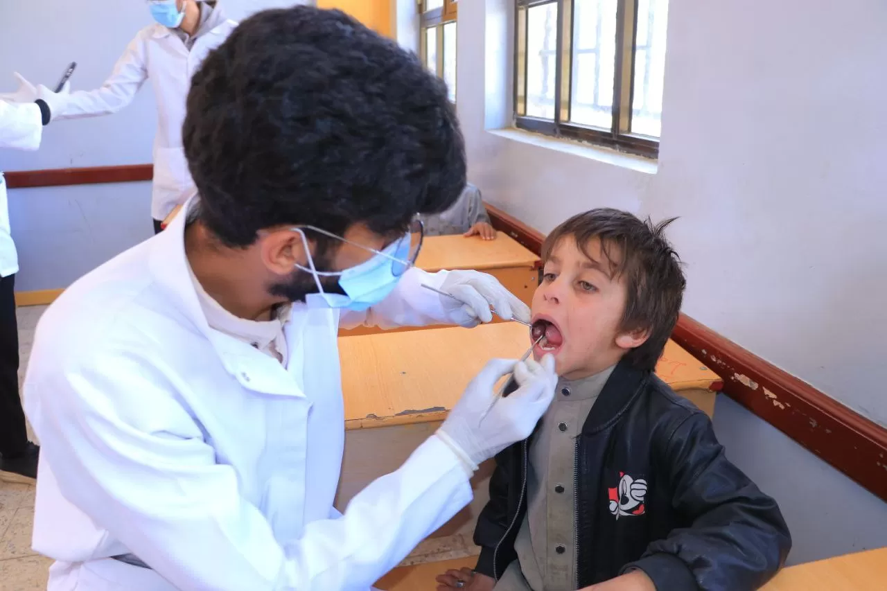 زيارة علمية توعوية لطلبة طب الأسنان المستوى الخامس إلى دار الشوكاني للأيتام ضمن مقرر طب الأسنان الوقائي