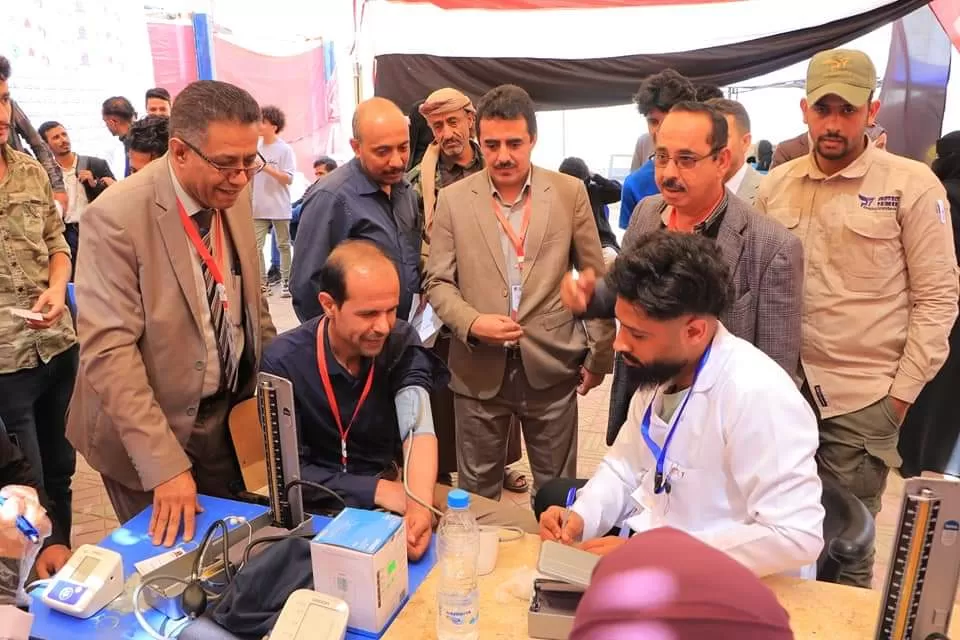 تدشين حملة التبرع بالدم في الحرم الجامعي لصالح مرضى الثلاسيميا وتكسرات الدم الوراثي