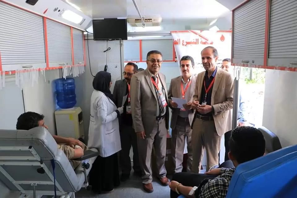 تدشين حملة التبرع بالدم في الحرم الجامعي لصالح مرضى الثلاسيميا وتكسرات الدم الوراثي