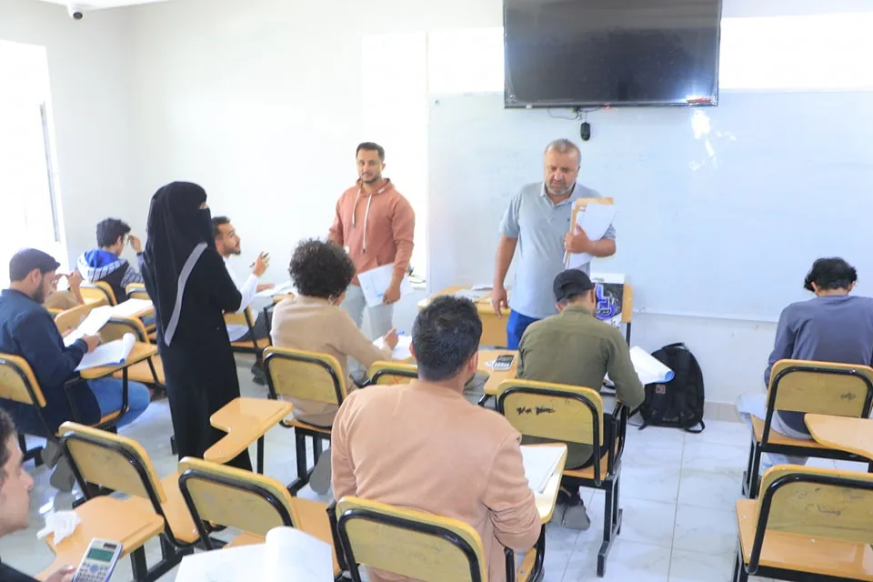 تدشين الإمتحانات النهائية للفصل الدراسي الأول من العام الجامعي 1446ه‍، في كلية الهندسة وكلية العلوم الإدارية