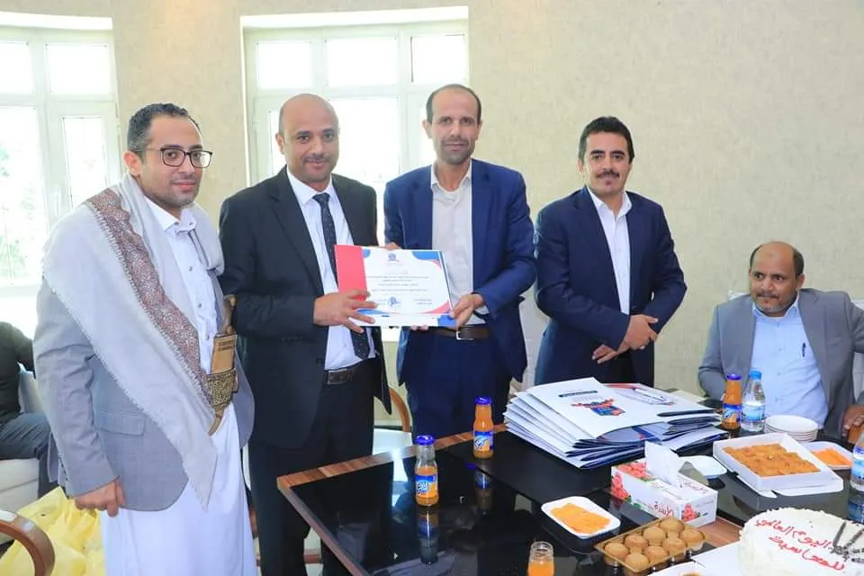 الجامعة الإماراتية تحتفي باليوم العالمي للمحاسبة بتكريم موظفي الحسابات في الإدارات المالية