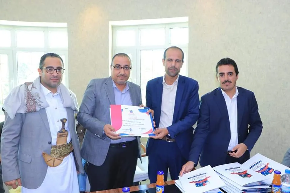 الجامعة الإماراتية تحتفي باليوم العالمي للمحاسبة بتكريم موظفي الحسابات في الإدارات المالية