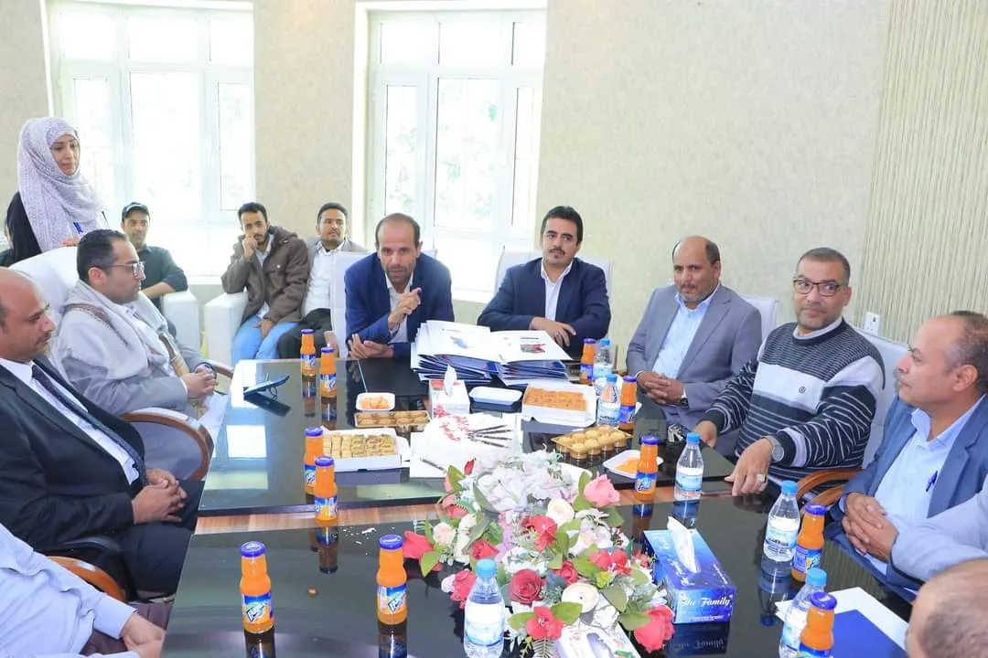 الجامعة الإماراتية تحتفي باليوم العالمي للمحاسبة بتكريم موظفي الحسابات في الإدارات المالية