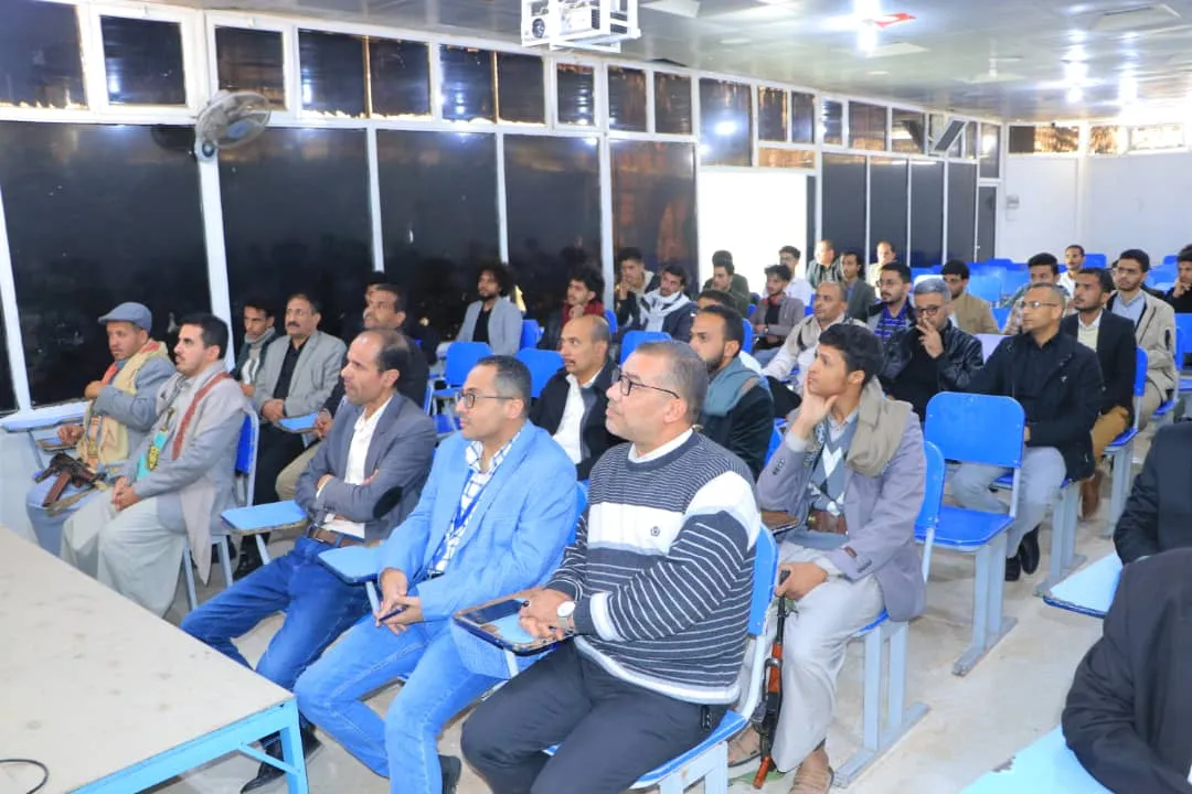 كلية العلوم الإدارية والمالية بالجامعة تنظم ندوة في الذكرى السنوية للشهيد بعنوان عظمة الشهادة والشهداء