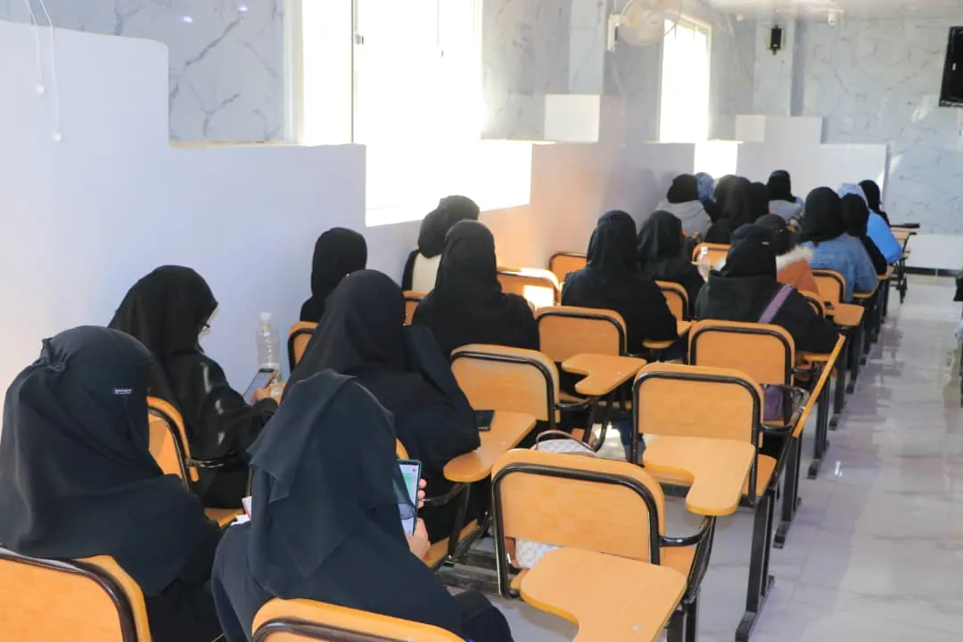 كلية الطب والعلوم الصحية تنظم ندوة في الذكرى السنوية للشهيد بعنوان عظمة الشهادة والشهداء