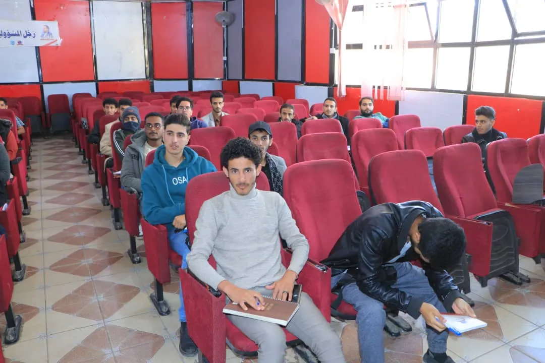 تدشين دورات طوفان الأقصى للمجموعات الطلابية السابعة والثامنة من طلبة الجامعة الإماراتية (طلاب وطالبات)