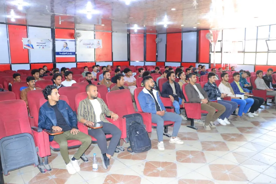 تدشين دورات طوفان الأقصى للمجموعات الطلابية السابعة والثامنة من طلبة الجامعة الإماراتية (طلاب وطالبات)