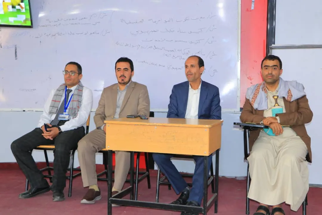 قيادة الجامعة تتفقد سير تنفيذ محاضرات دورات طوفان الأقصى لطلاب الجامعة