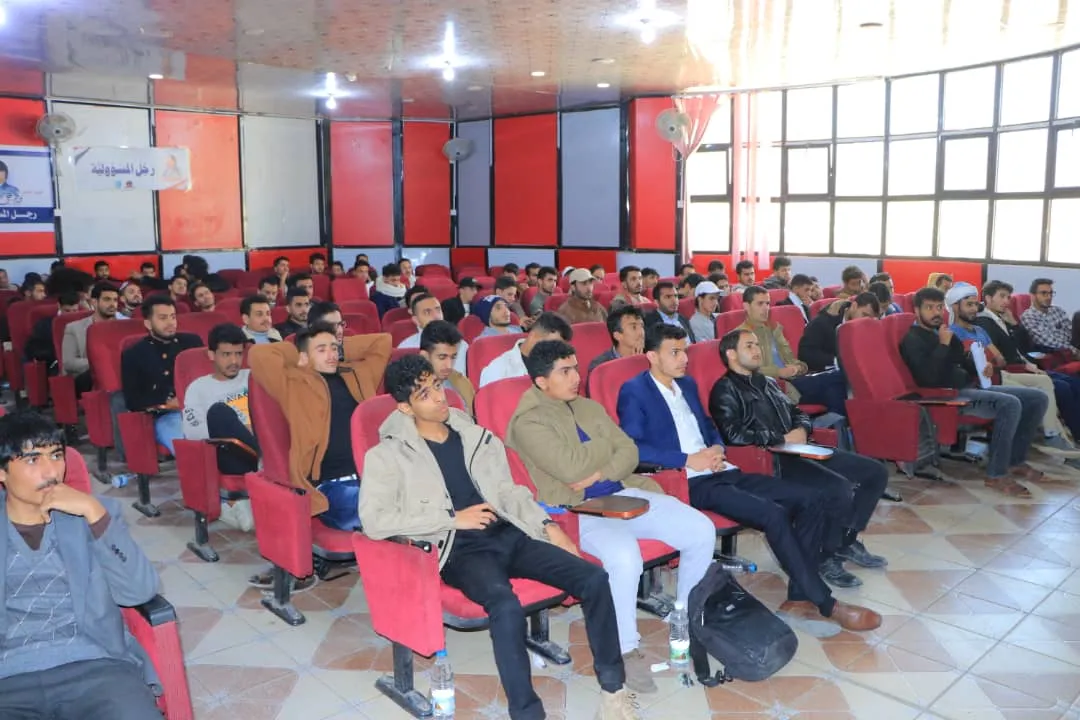 إستمرار محاضرات دورات طوفان الأقصى لطلاب الجامعة الإماراتية الدولية وسط تفاعل كبير من الطلبة