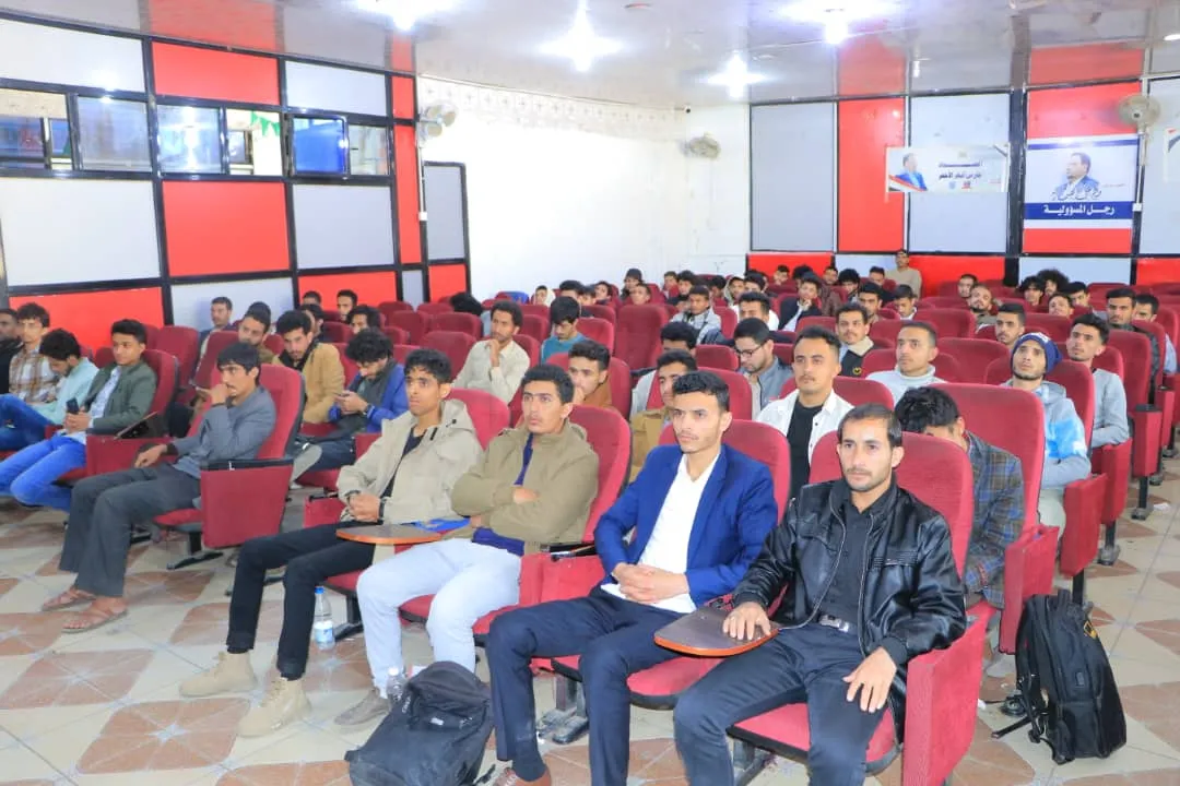إستمرار محاضرات دورات طوفان الأقصى لطلاب الجامعة الإماراتية الدولية وسط تفاعل كبير من الطلبة