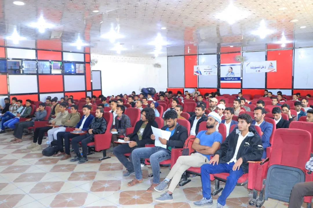 إستمرار محاضرات دورات طوفان الأقصى لطلاب الجامعة الإماراتية الدولية وسط تفاعل كبير من الطلبة