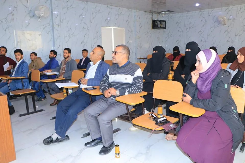 إختتام مناقشة المرحلة الأولى من مشاريع التخرج في قسم نظم المعلومات الإدارية