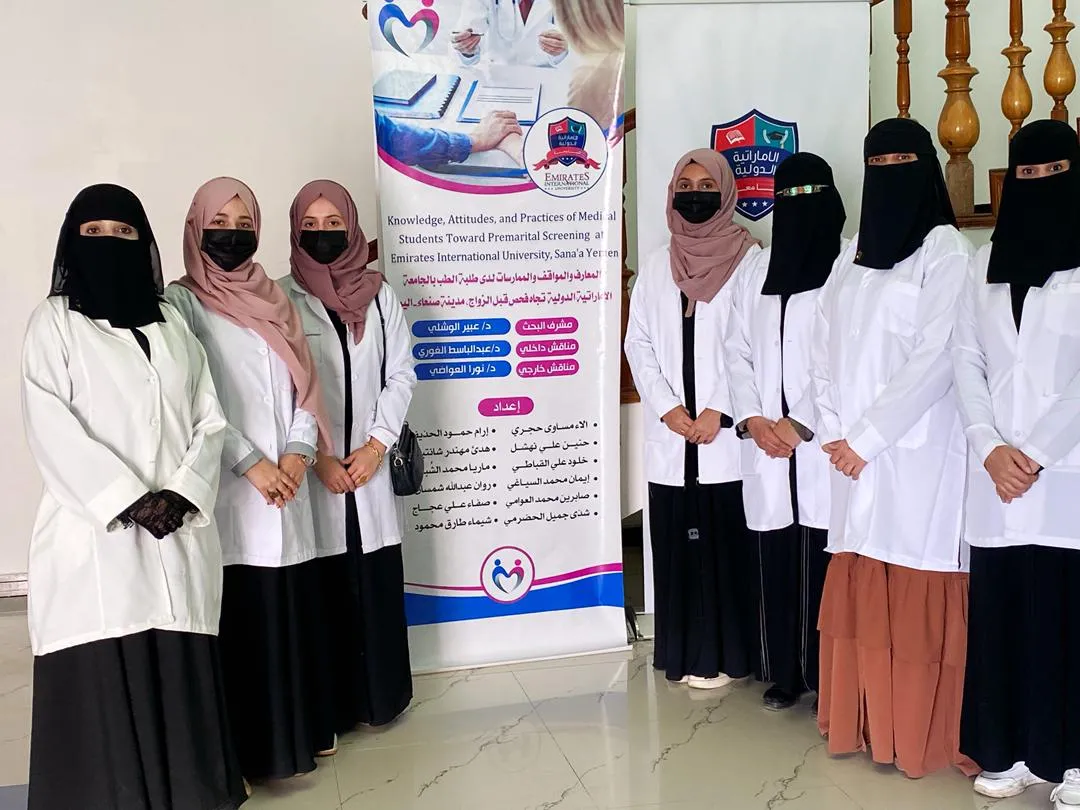 كلية الطب بالجامعة الإماراتية تنظم يوم علمي لمناقشة أبحاث التخرج لطلاب الطب البشري الدفعة السادسة