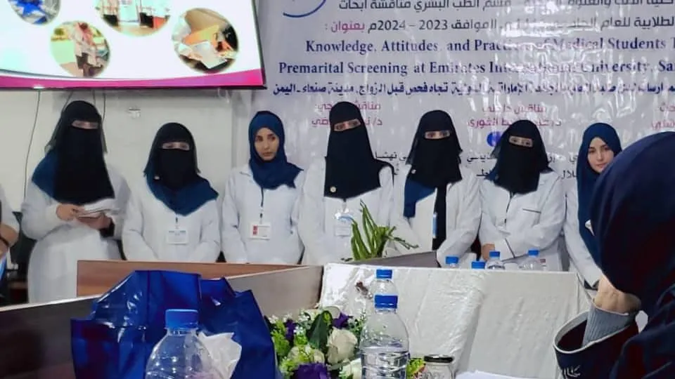 كلية الطب بالجامعة الإماراتية تنظم يوم علمي لمناقشة أبحاث التخرج لطلاب الطب البشري الدفعة السادسة