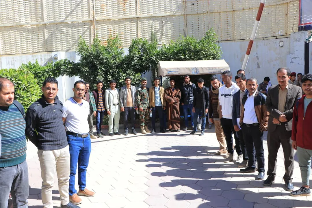 وقفة تضامنية لمنتسبي الجامعة الإماراتية الدولية مع الشعب الفلسطيني بعنوان "مع غزة جهاد وتعبئة واستنفار .. وجاهزون لردع أي عدوان"