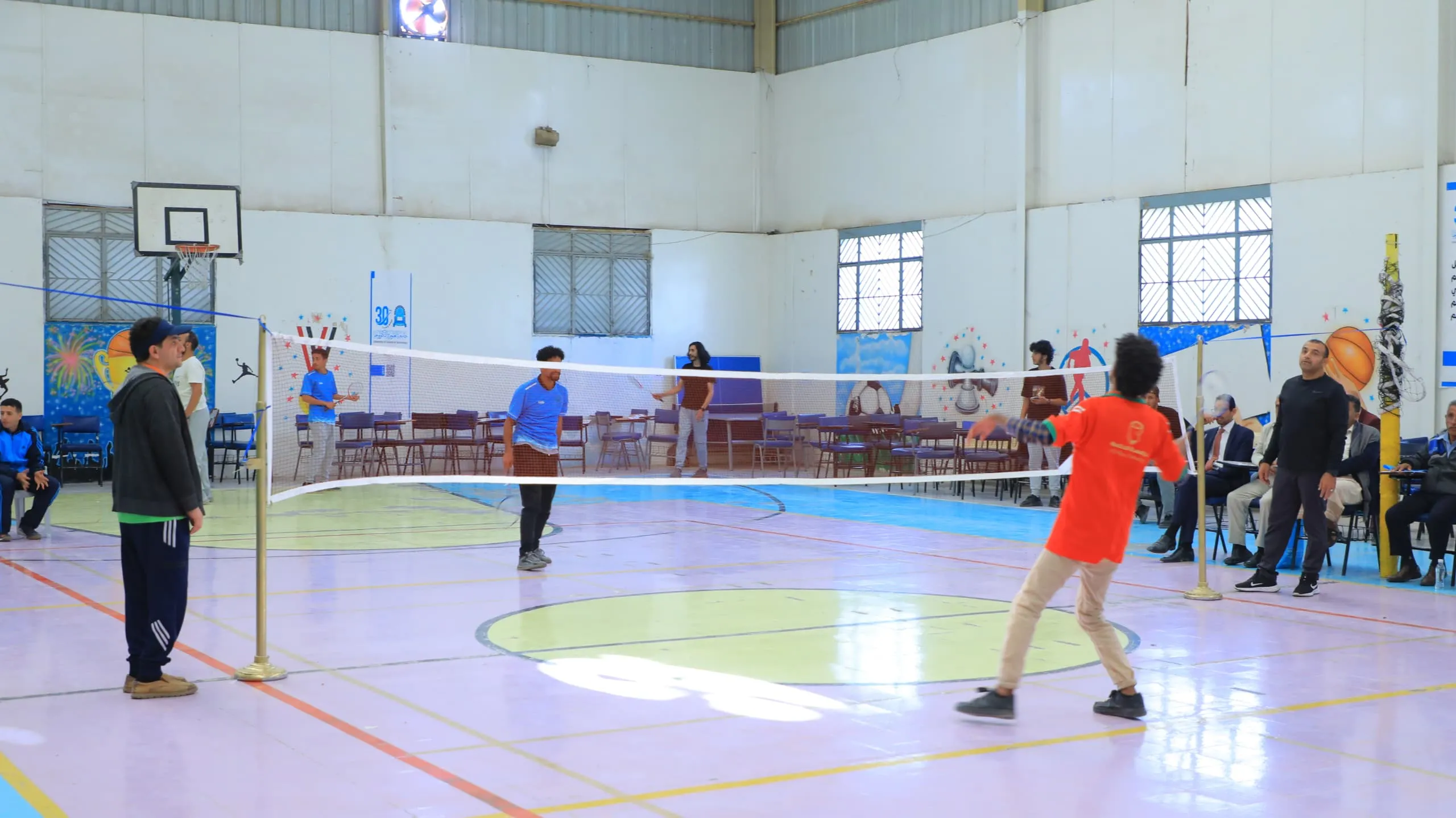 الجامعة الإماراتية تشارك في البطولة الرياضية في ألعاب ” تنس الطاولة، البلياردو، الطائرة” بين طلبة الجامعات اليمنية