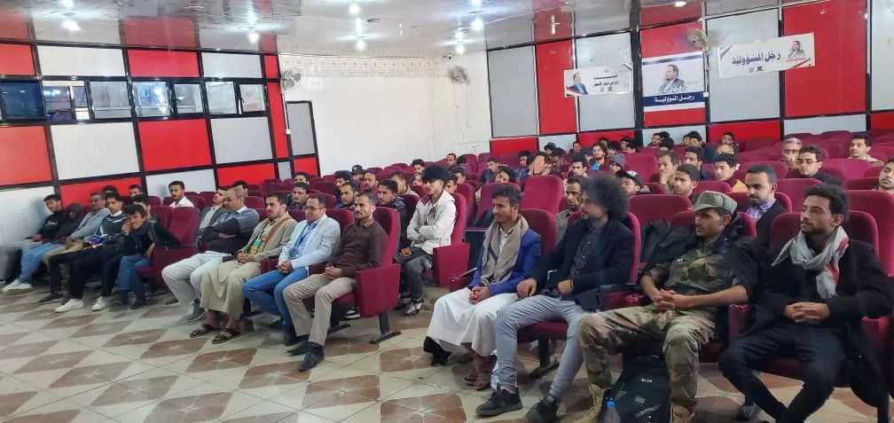 الجامعة الإماراتية تنظم الندوة الثانية للطلبة المشاركين في دورات طوفان الأقصى بعنوان استشعار المسؤولية في الصراع مع العدو الصهيوني