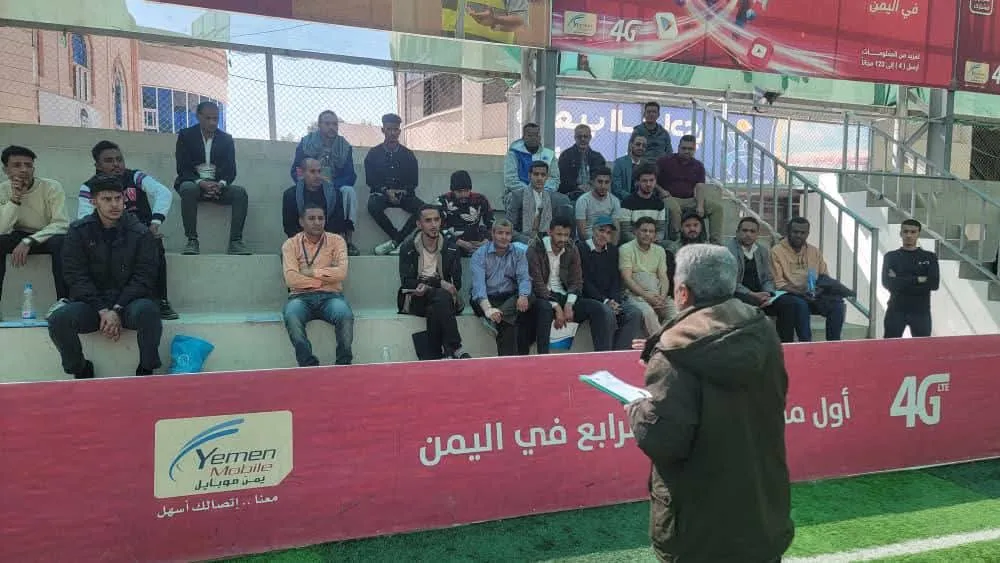 إدارة الأنشطة الطلابية بالجامعة الإماراتية تشارك في الاجتماع الموسع لمناقشة تجهيزات تدشين البطولة الرياضية الثانية لكرة القدم بين الجامعات