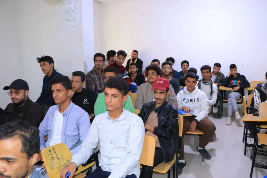 تدشين دورة تدريبية لطلبة الأمن السيبراني المستوى الأول والثاني حول إدارة أمن المعلومات