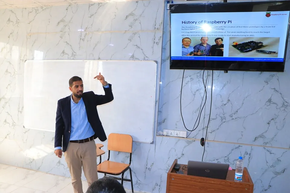 إختتام الدورة التدريبية في الراسبيري باي لطلاب قسمي هندسة الميكاترونكس وهندسة المعدات الطبية المستوى الرابع