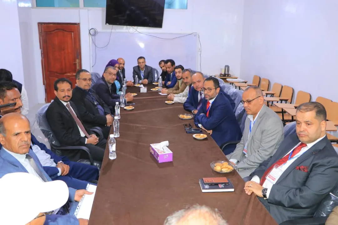 اللجنة الإشرافية العليا للتقييم تنظم نزول ميداني لتقييم برامج الدراسات العليا بالجامعة الإماراتية الدولية