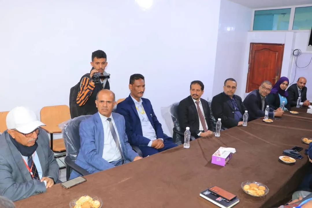 اللجنة الإشرافية العليا للتقييم تنظم نزول ميداني لتقييم برامج الدراسات العليا بالجامعة الإماراتية الدولية