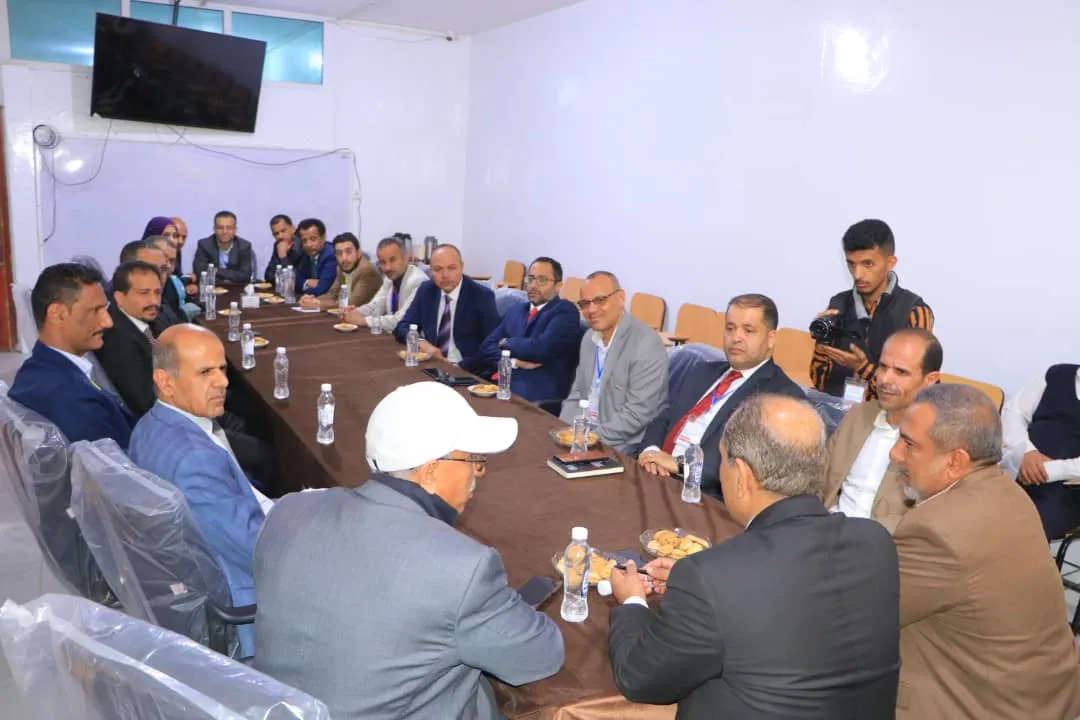 اللجنة الإشرافية العليا للتقييم تنظم نزول ميداني لتقييم برامج الدراسات العليا بالجامعة الإماراتية الدولية