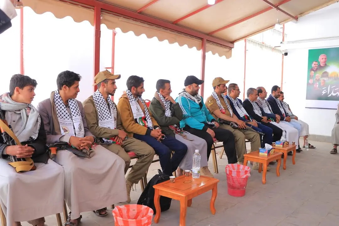 اللجنة الإشرافية لمؤتمر الجامعات اليمنية تزور مكتب حماس للعزاء في استشهاد الضيف ورفاقه