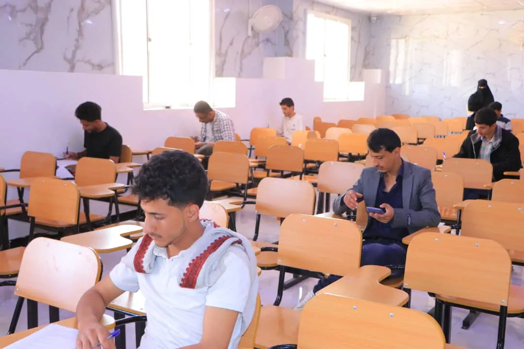 تدشين الإمتحانات النهائية للفصل الدراسي الثاني من العام الجامعي 1446ه‍، في كلية العلوم الإدارية والمالية