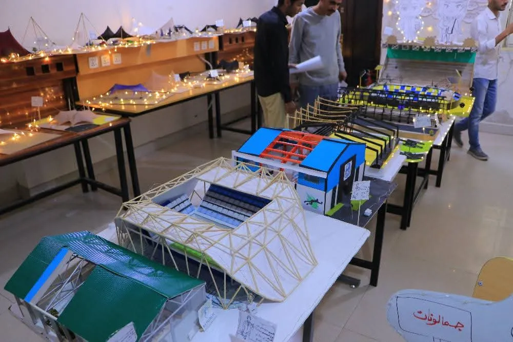 إفتتاح معرض المشاريع العلمية في مقرر إنشاء مباني 2 لطلبة الهندسة المعمارية المستوى الثاني
