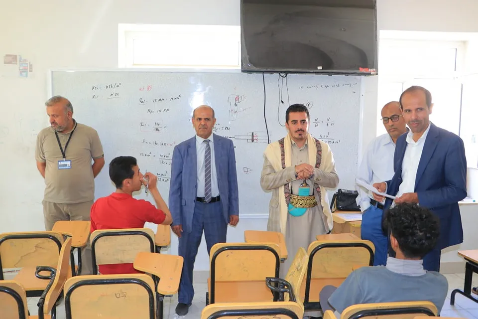 تدشين الإمتحانات النهائية للفصل الدراسي الثاني من العام الجامعي 2024-2025م في كلية الهندسة وتكنولوجيا المعلومات