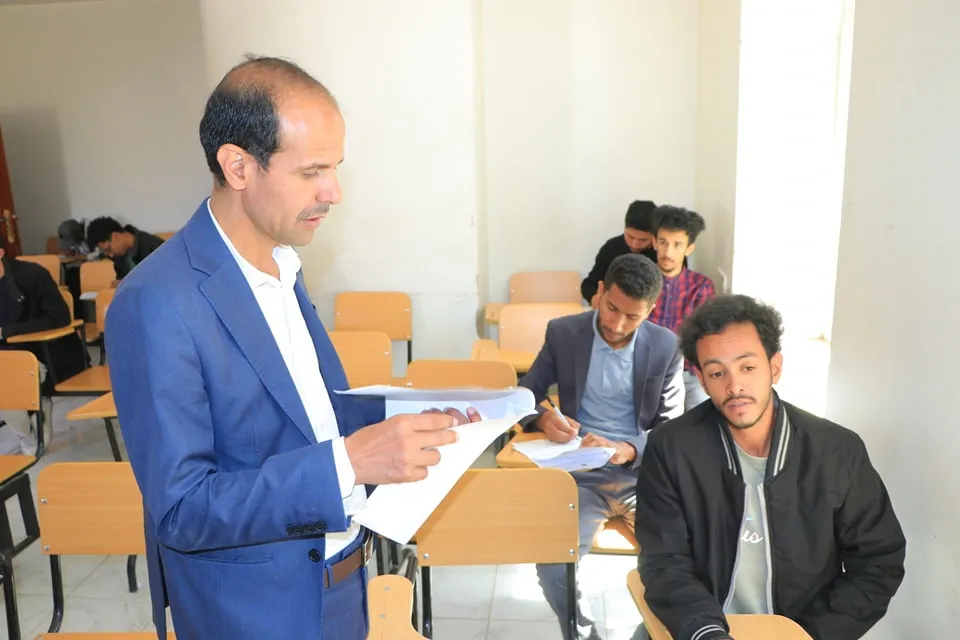 تدشين الإمتحانات النهائية للفصل الدراسي الثاني من العام الجامعي 2024-2025م في كلية الهندسة وتكنولوجيا المعلومات