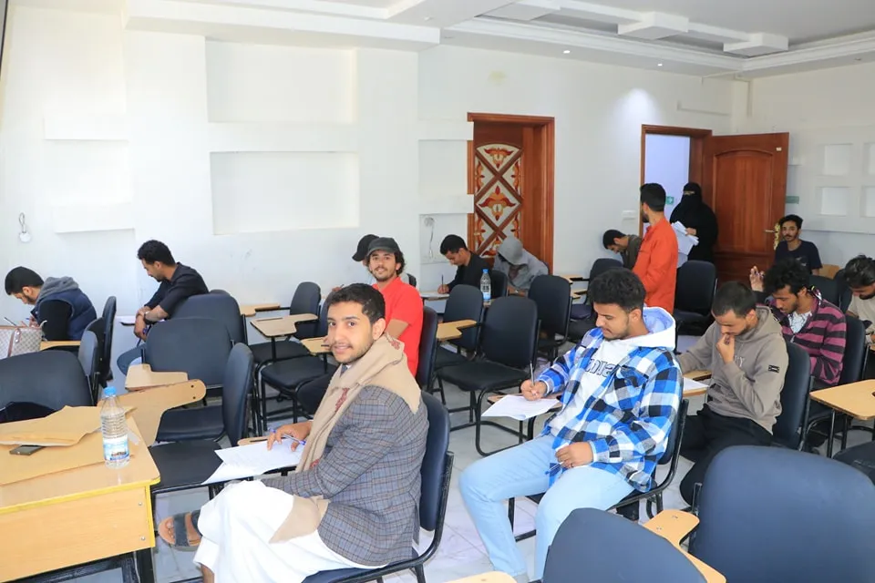 تدشين الإمتحانات النهائية للفصل الدراسي الثاني من العام الجامعي 2024-2025م في كلية الهندسة وتكنولوجيا المعلومات