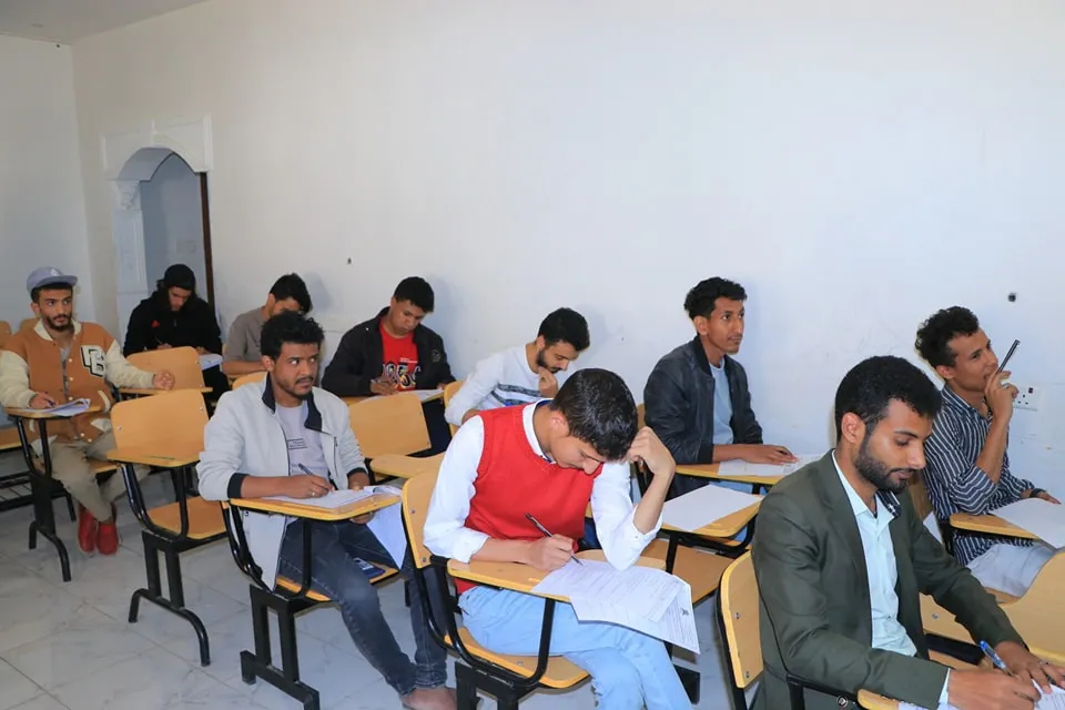 تدشين الإمتحانات النهائية للفصل الدراسي الثاني من العام الجامعي 2024-2025م في كلية الهندسة وتكنولوجيا المعلومات