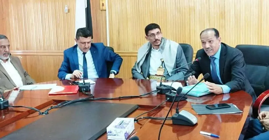 الجامعة الإماراتية الدولية تشارك في إجتماع مناقشة آلية تقييم برامج الدراسات العليا في الجامعات الأهلية