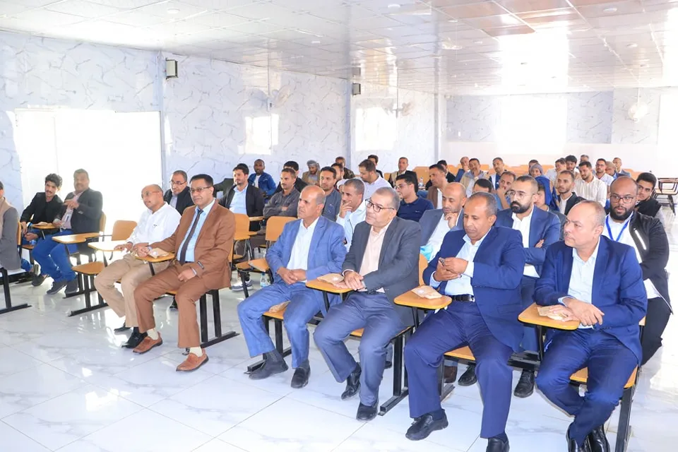 The Emirates International University resumes classes after the Eid Al Fitr holiday with an expanded meeting of academic and administrative staff.